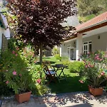 Bonne Vie - Apartment Zebegeny
